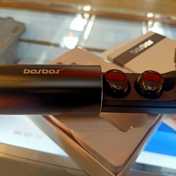 BosBis Earbuds (wireless headset) - Picture 5 of 5